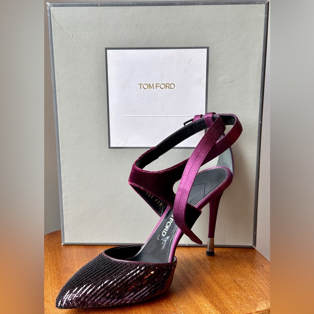 Tom Ford Sequined Satin and Velvet Pumps ~ Never Worn ~ 39 1/2 ~ Plum / Purple
